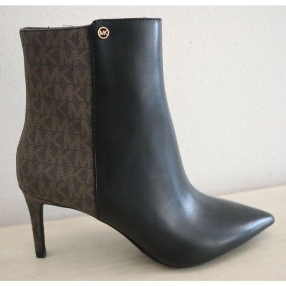 Michael Kors Women Sz 7.5 Black/Brown Logo Print Alina Flex Leather Booties - Picture 8 of 12